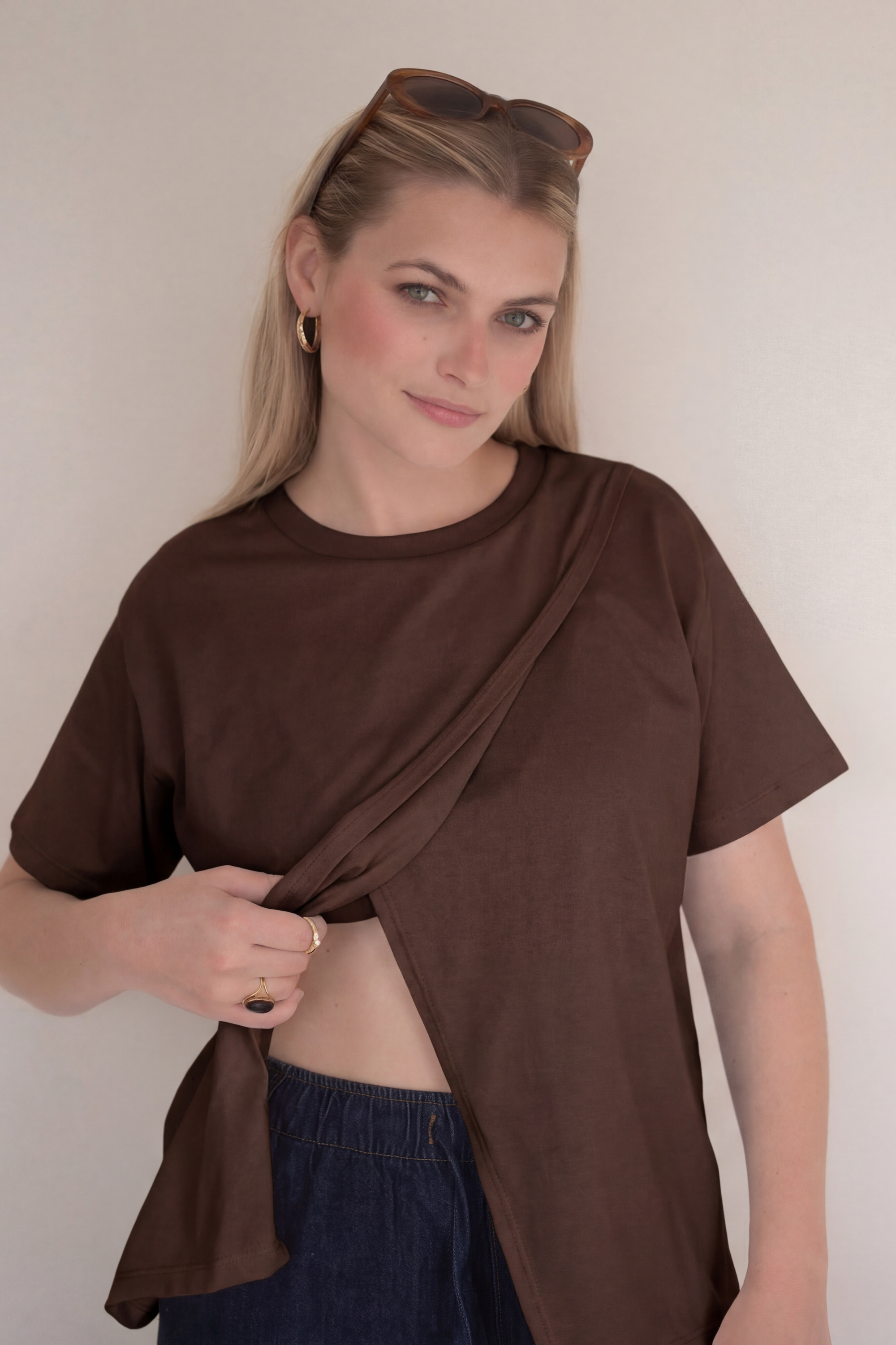 POLO DE ALGODÓN EMBARAZO & LACTANCIA VERA - MARRON