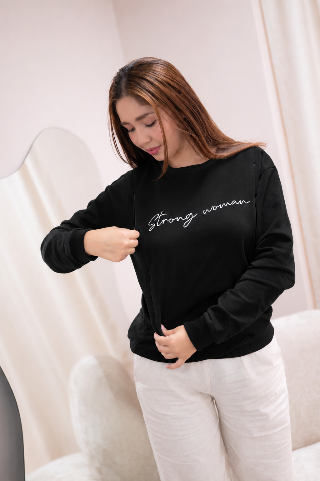 POLERA DE ALGODÓN EMBARAZO & LACTANCIA STRONG WOMAN - NEGRO